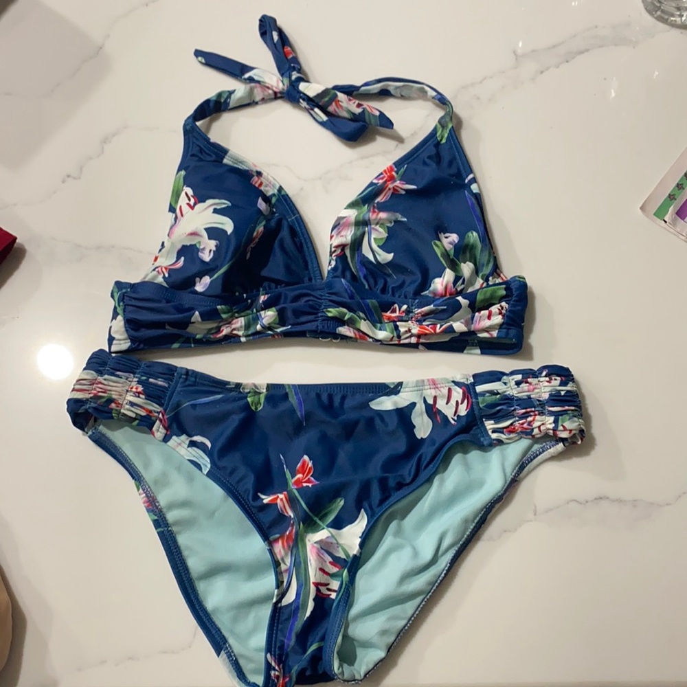 Gently worn bikini